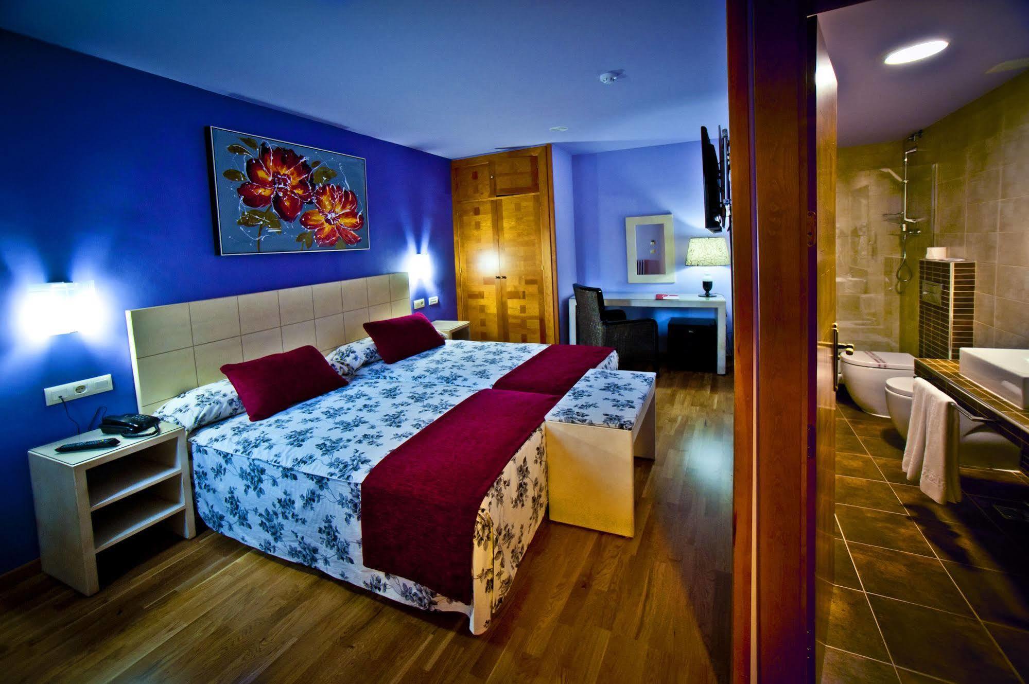 Hotel Condes De Castilla Segovia Exterior photo