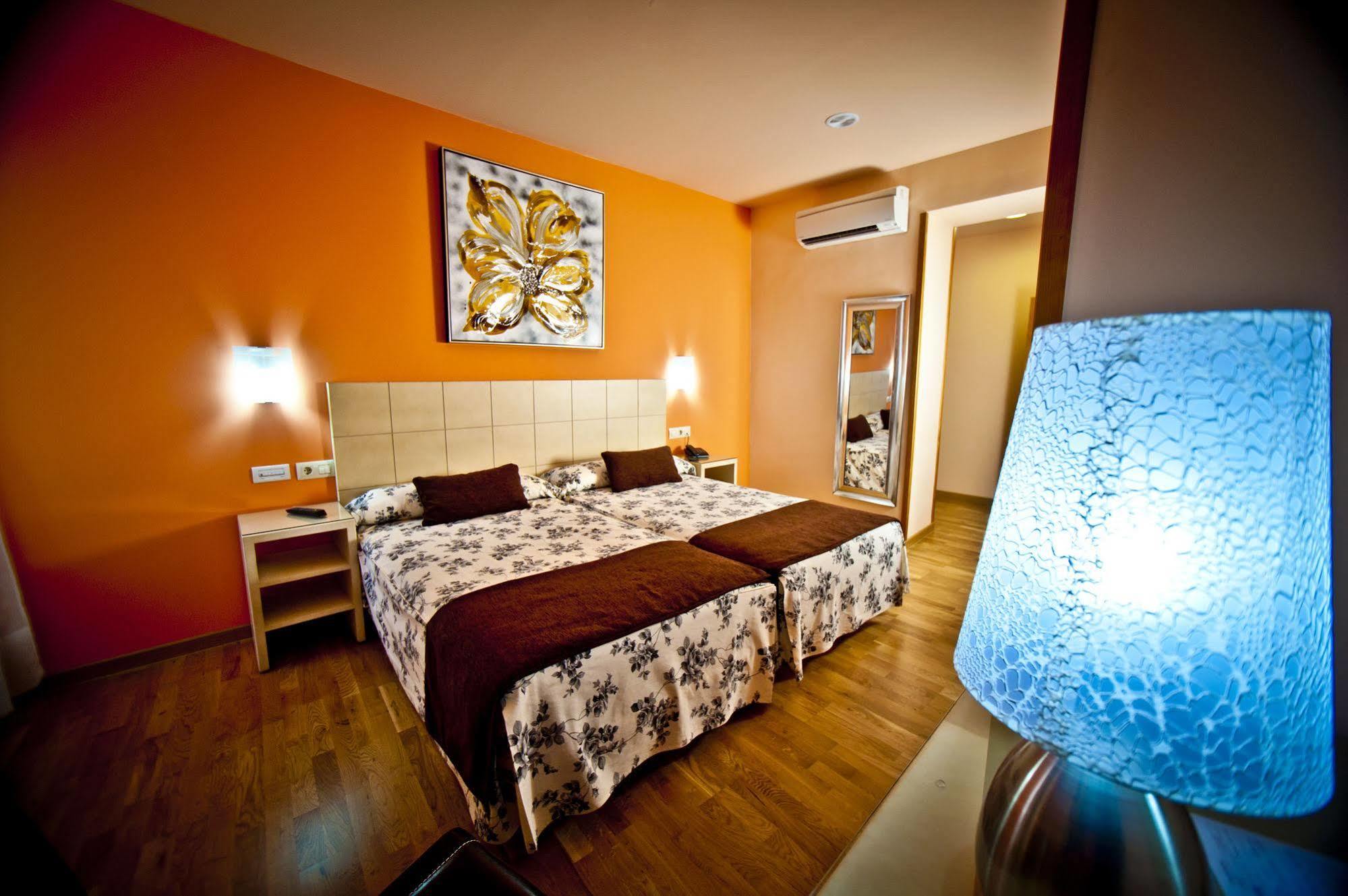 Hotel Condes De Castilla Segovia Exterior photo