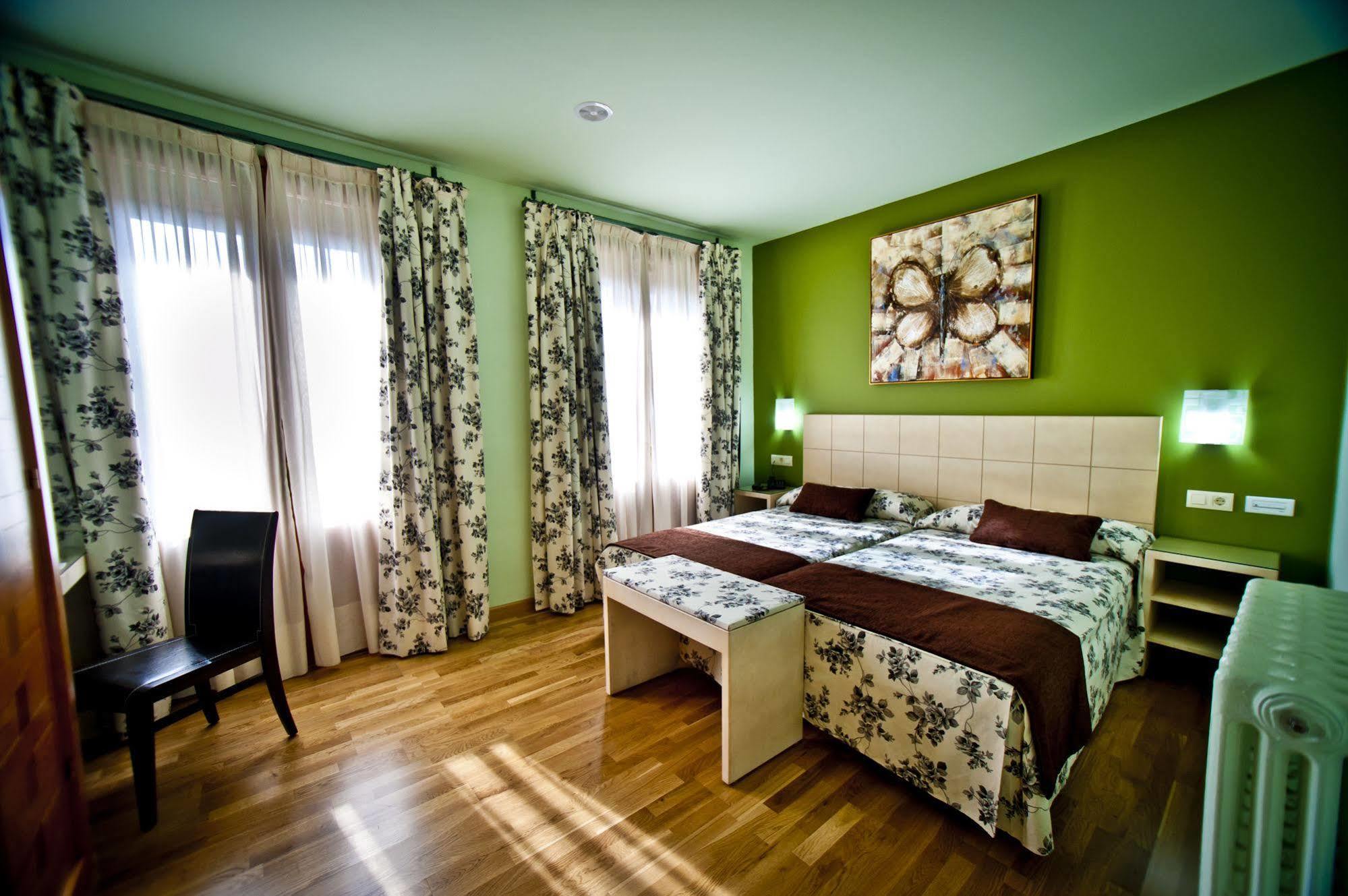 Hotel Condes De Castilla Segovia Exterior photo