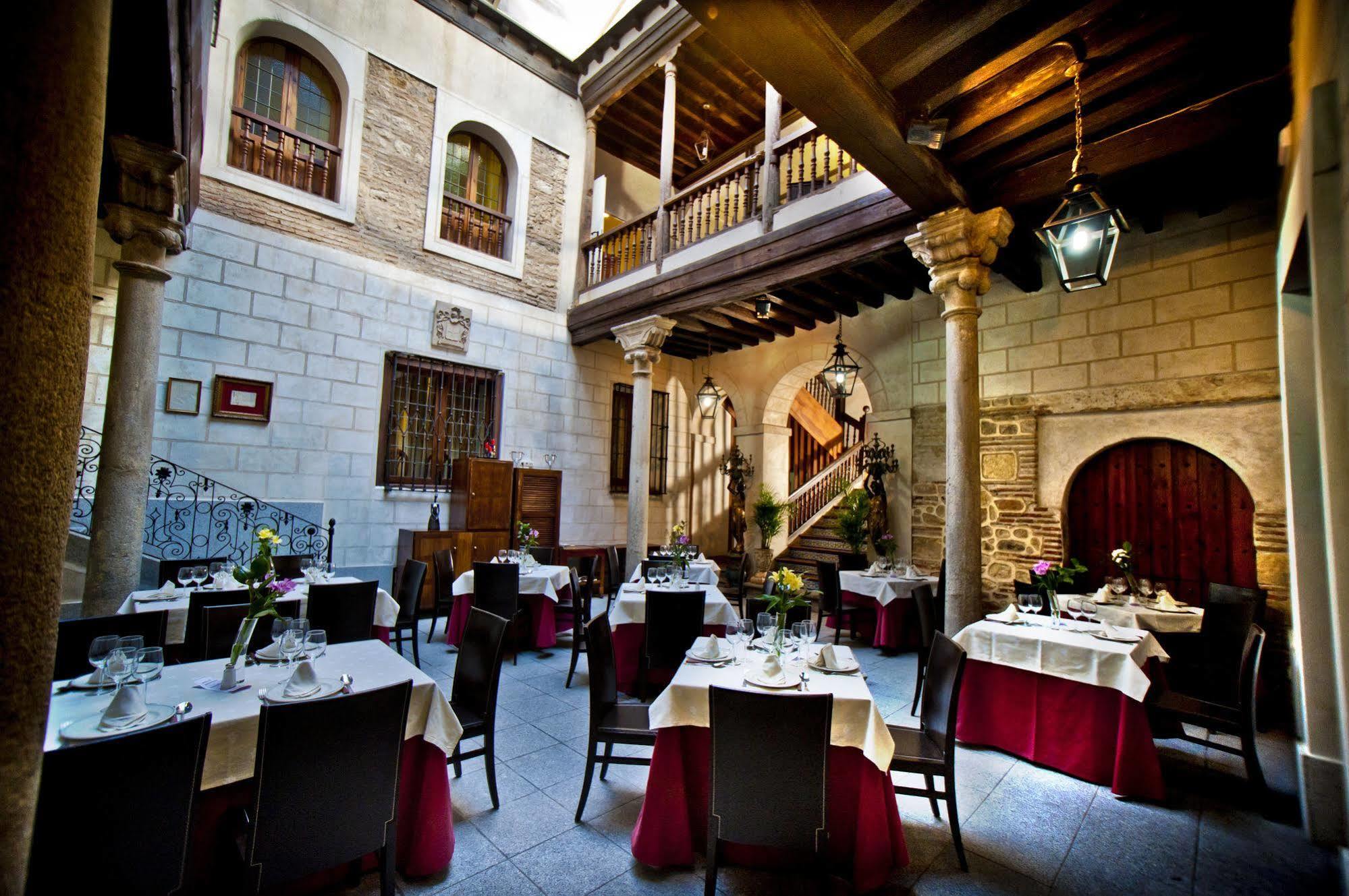 Hotel Condes De Castilla Segovia Exterior photo
